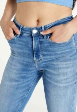 GuessJeans Skinny Fit - Blue Denim