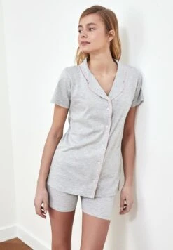 TrendyolPyjamas - Grey -Henry Tiger Butik fc1ec817e7094a4ca78a8cbc1e1725d1